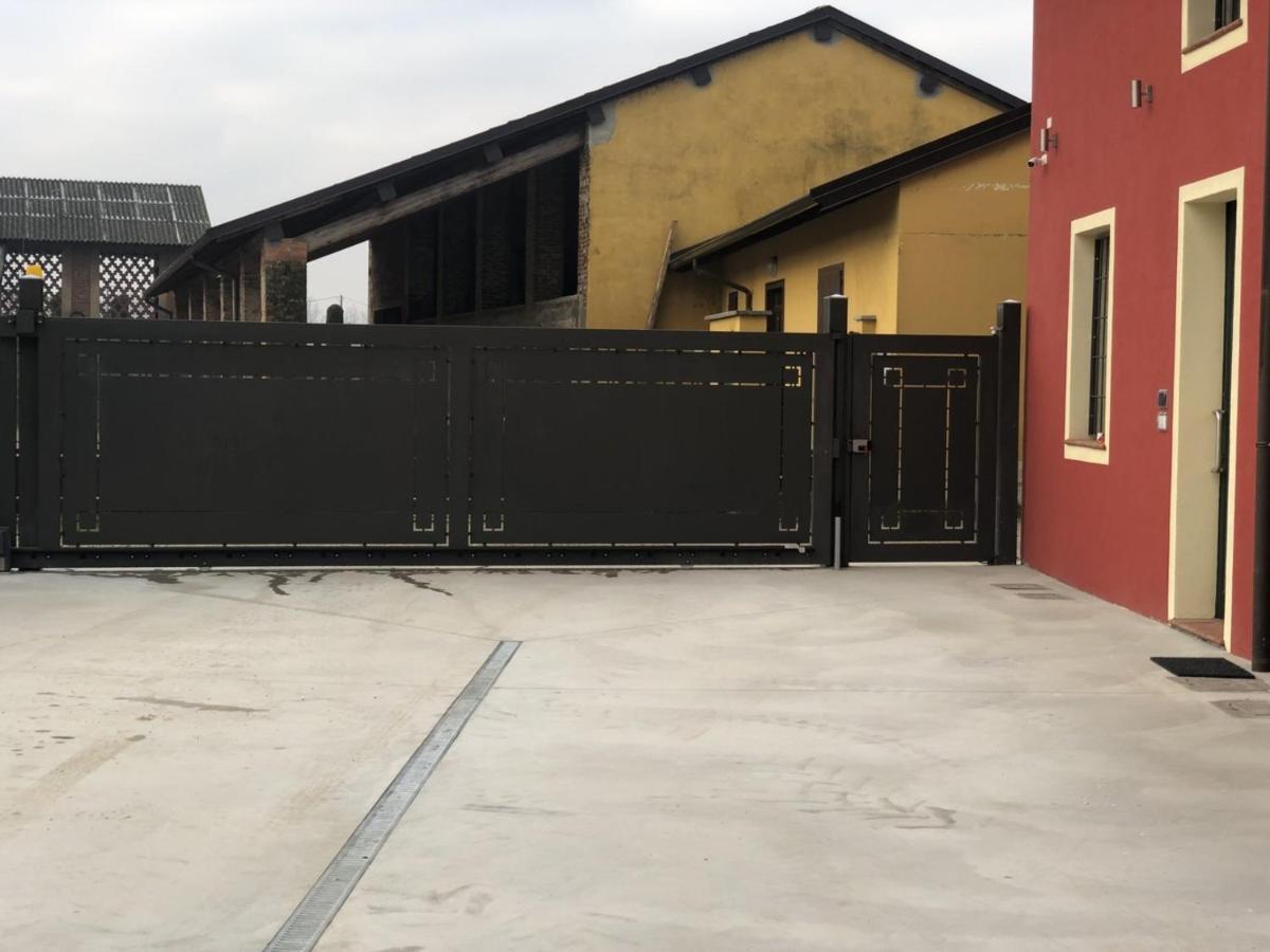 Otto Agriturismo Оттобьяно Экстерьер фото